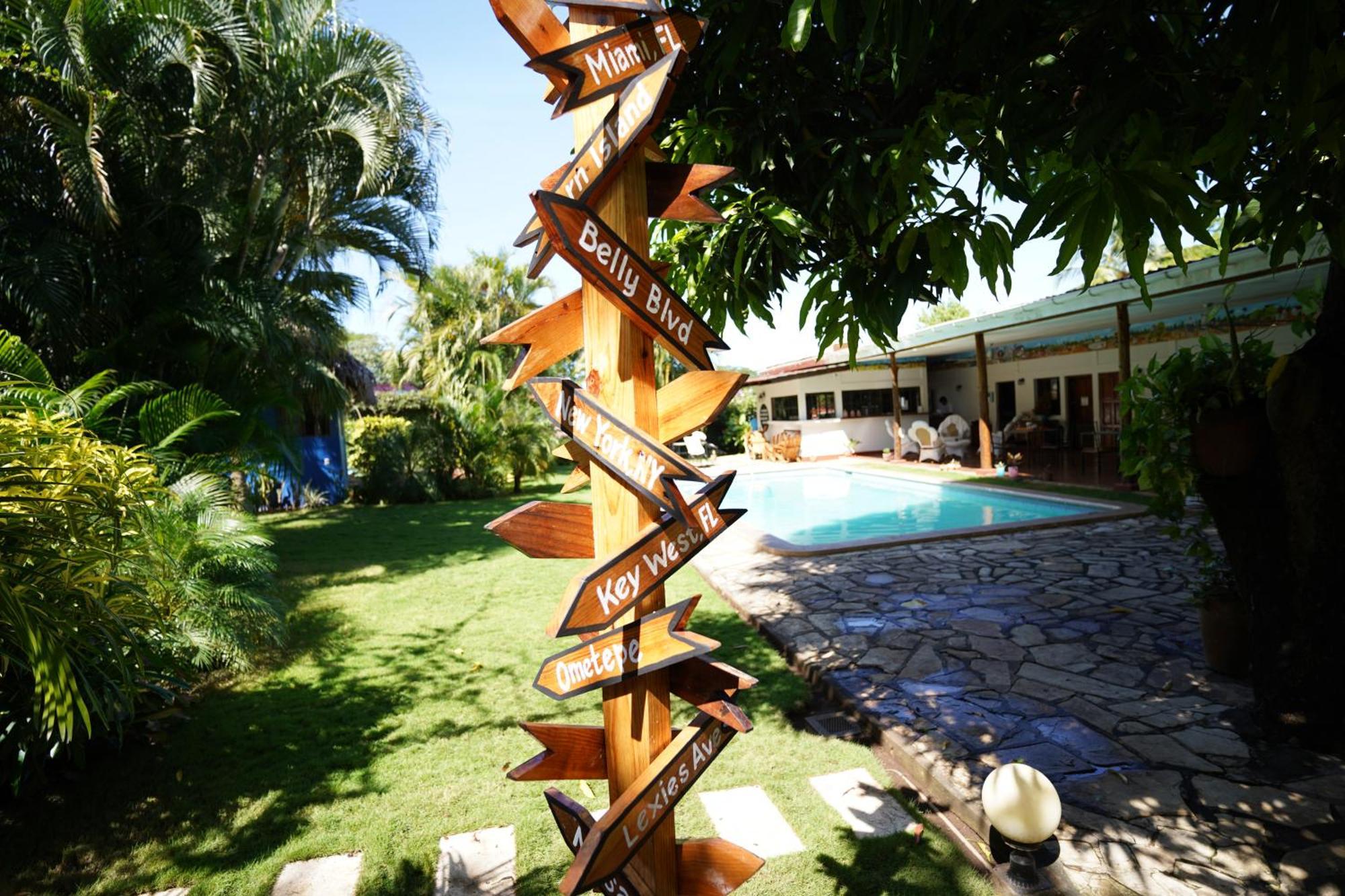 Hotel Mariposa León Eksteriør bilde