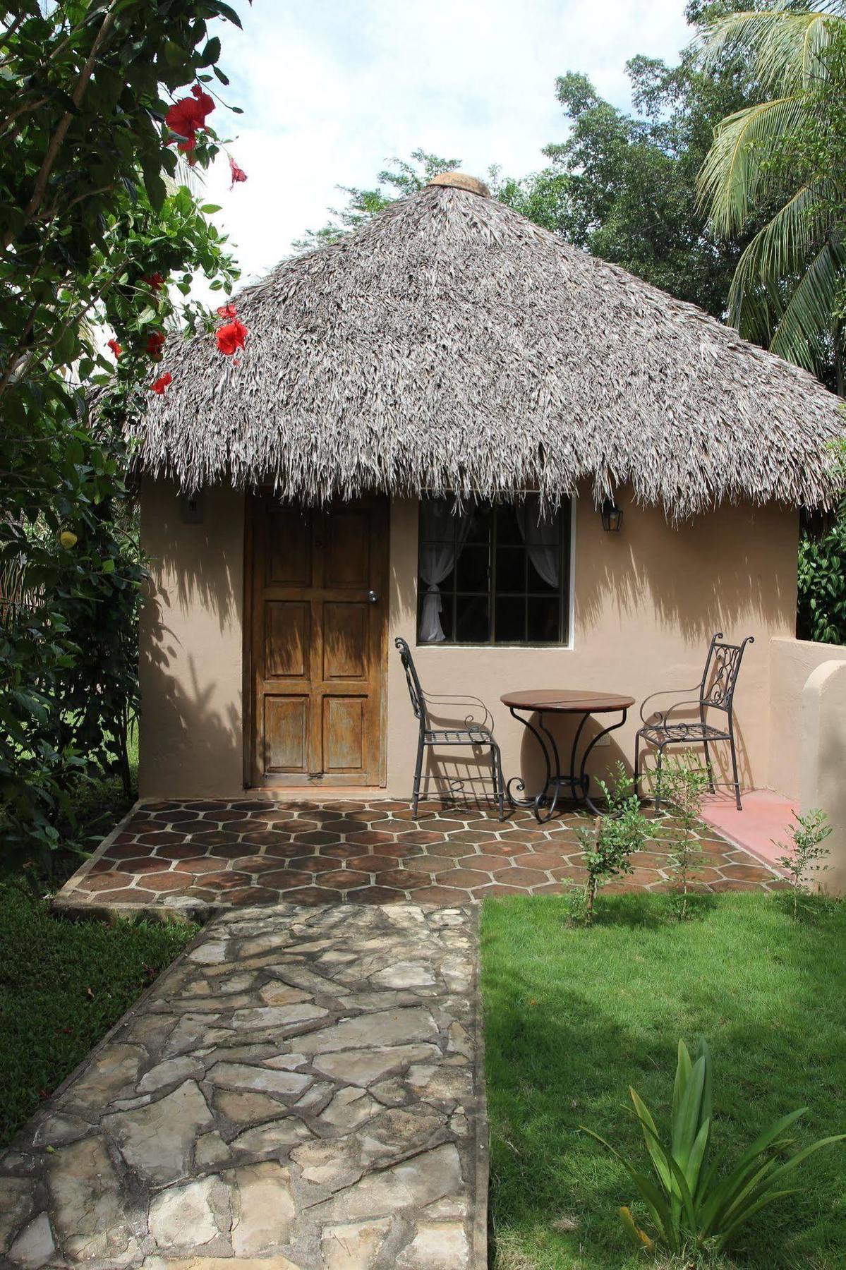 Hotel Mariposa León Eksteriør bilde